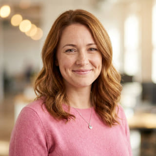 Emily Watson, bei Kühn Pfandtragenz als Leiterin des Kundensupports aufgeführt, im Profilbild